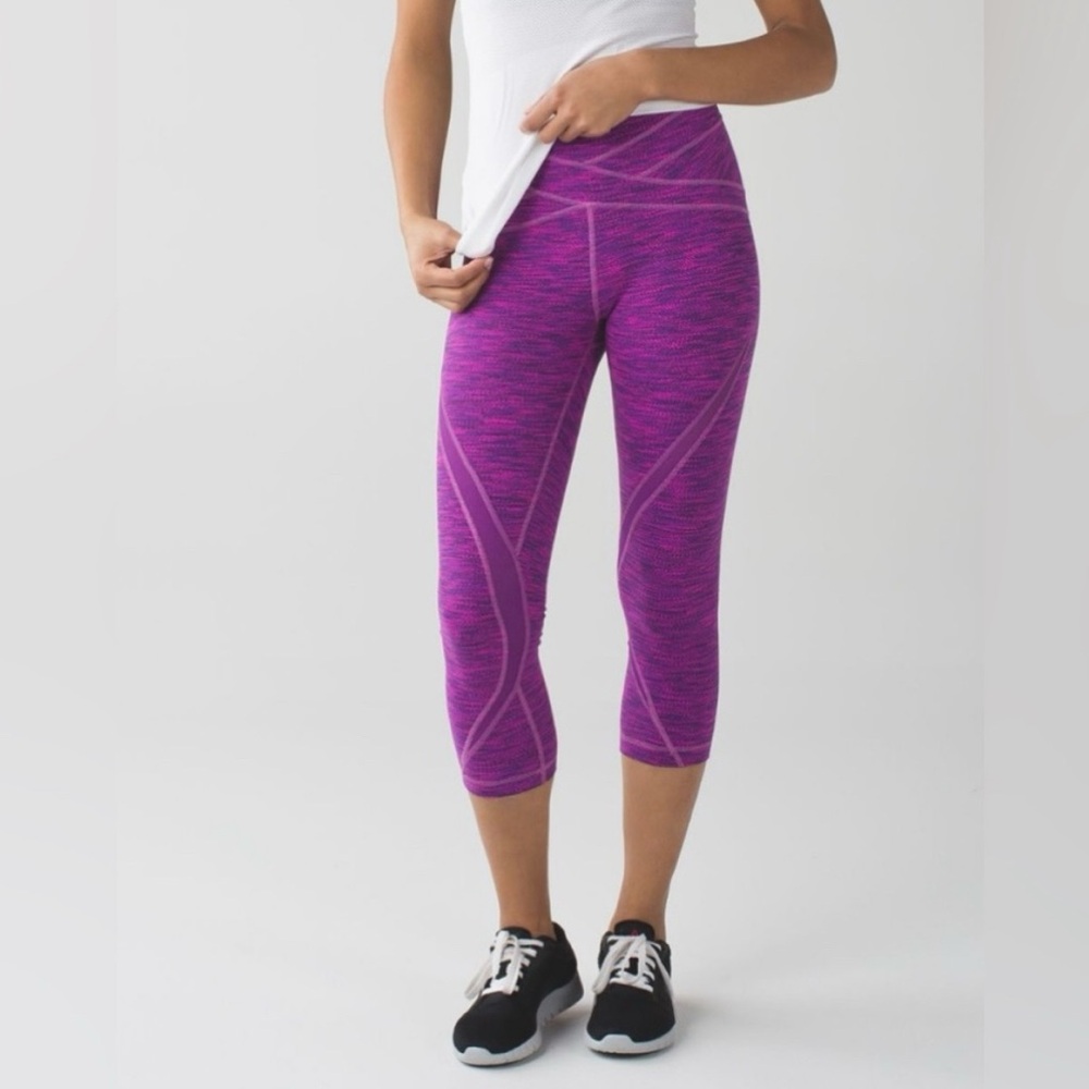Lululemon Legging Free Flow Crop Diamond Jacquard Space Dye Violet